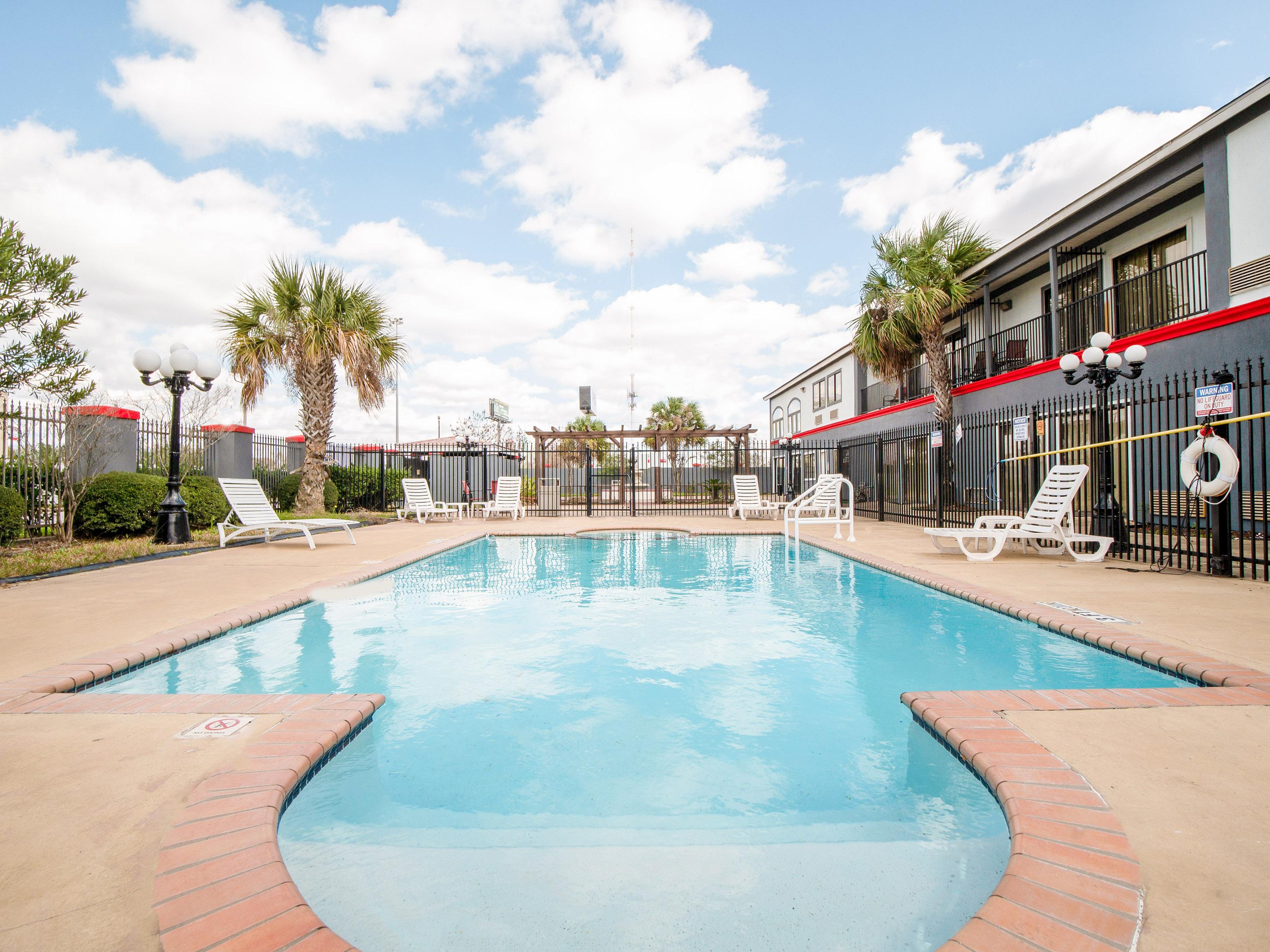 Baymont By Wyndham Houston North Exterior foto