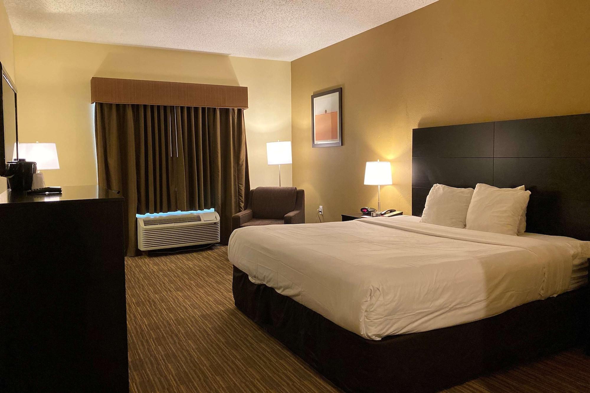 Baymont By Wyndham Houston North Exterior foto