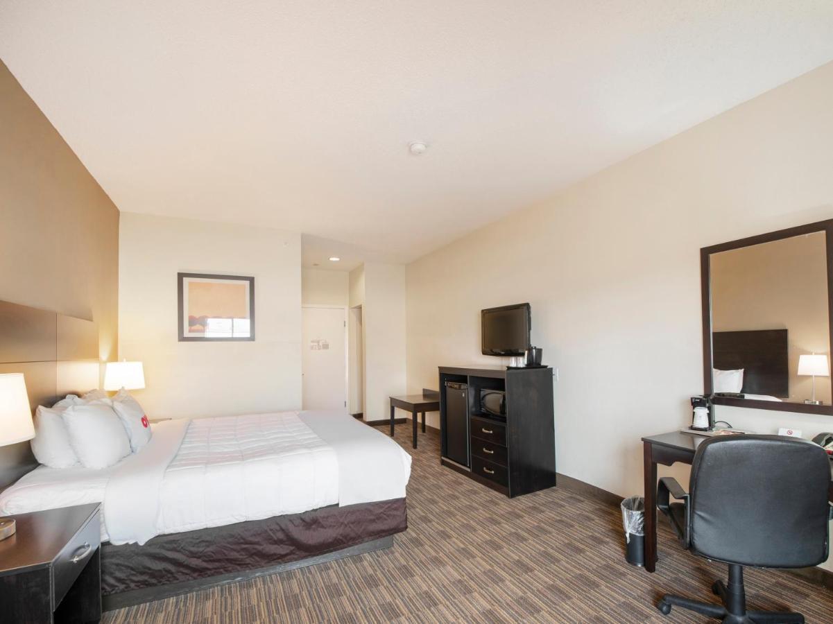 Baymont By Wyndham Houston North Exterior foto